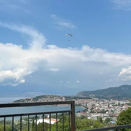 Villa Aurora